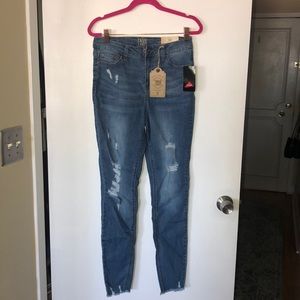 Women’s skinny jeans